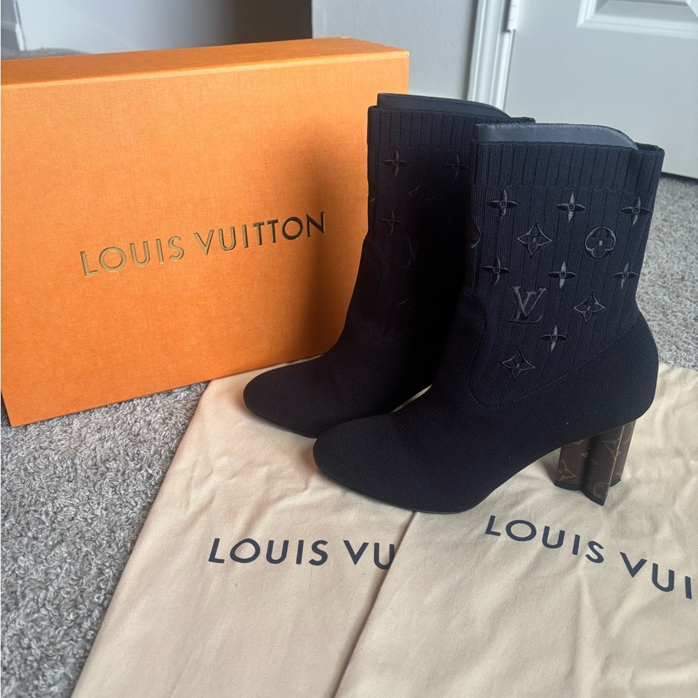 Louis Vuitton Black Women's Boots